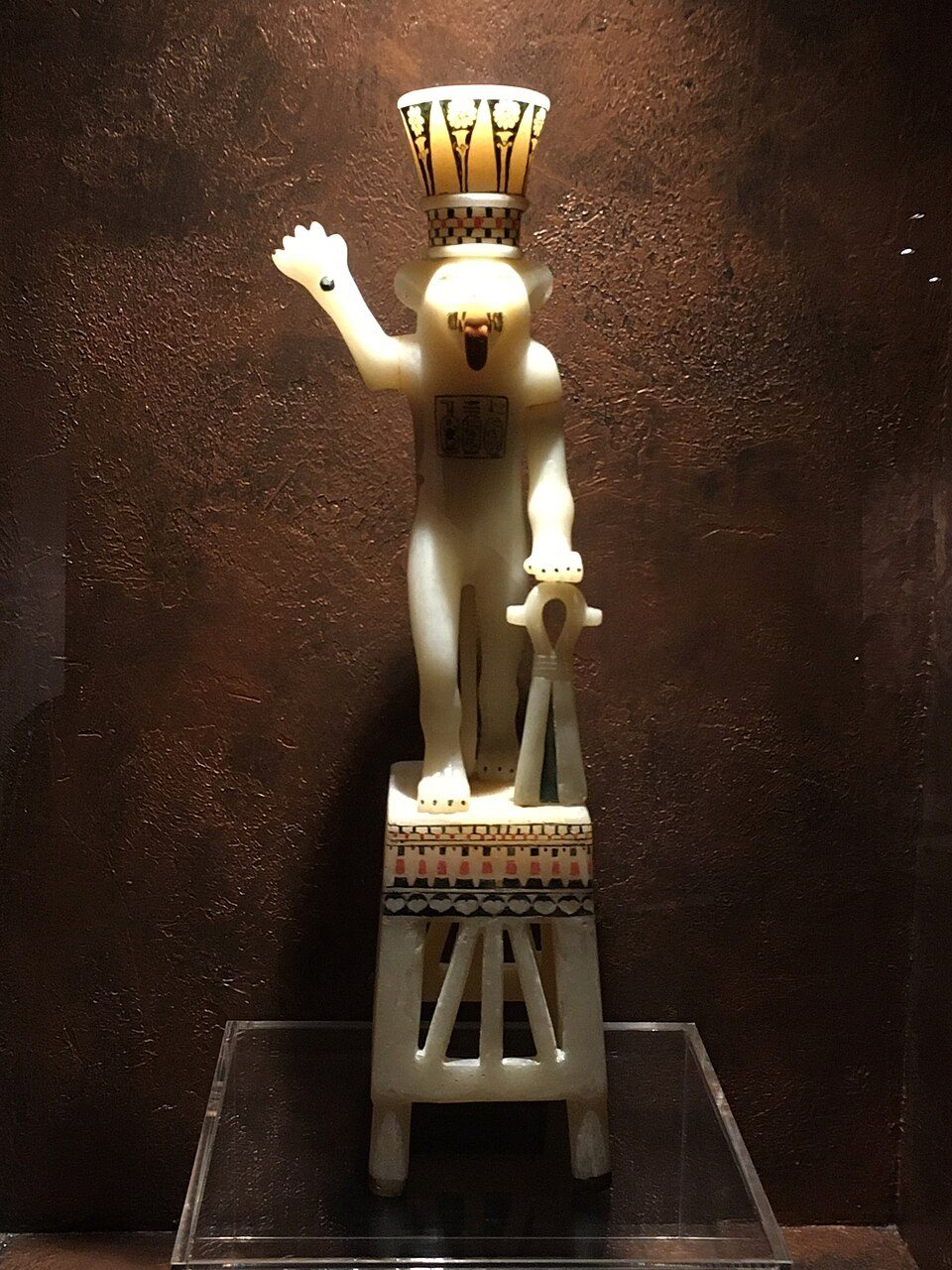 狮形香膏瓶